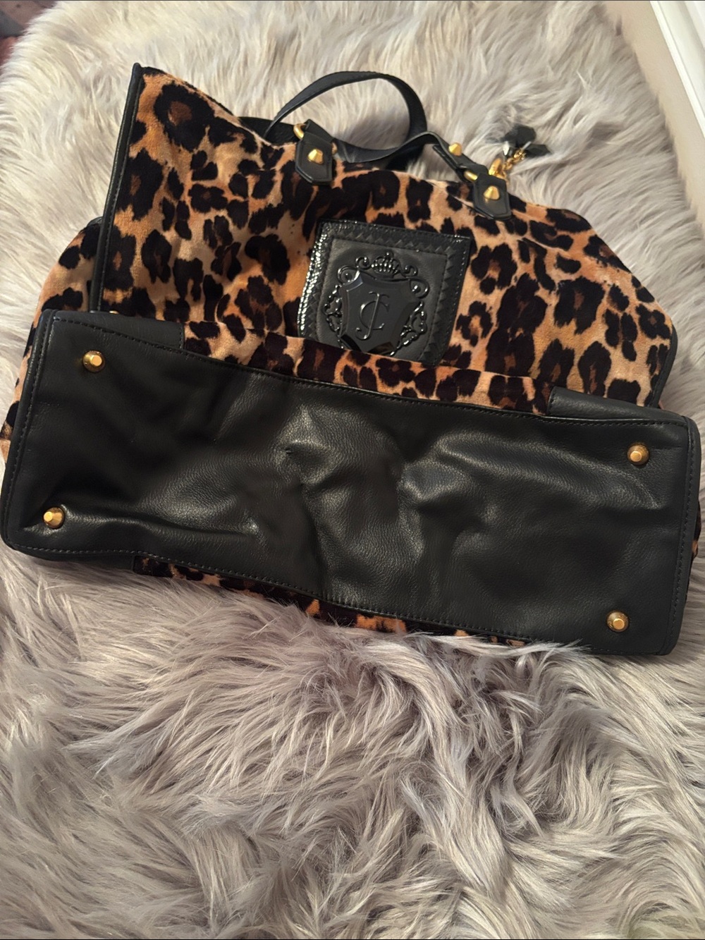 Juicy Couture Y2K Leopard Print purse with Black Trim - Picture 4 of 9